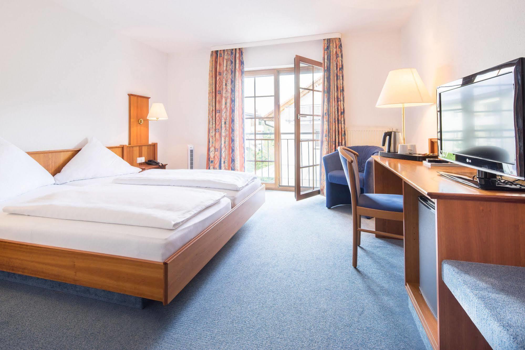 פרייבורג Hotel Blume מראה חיצוני תמונה
